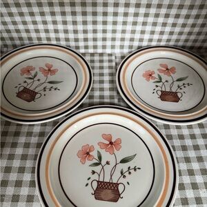 Country side Stoneware Floral side bread plate 6 1/2 Japan